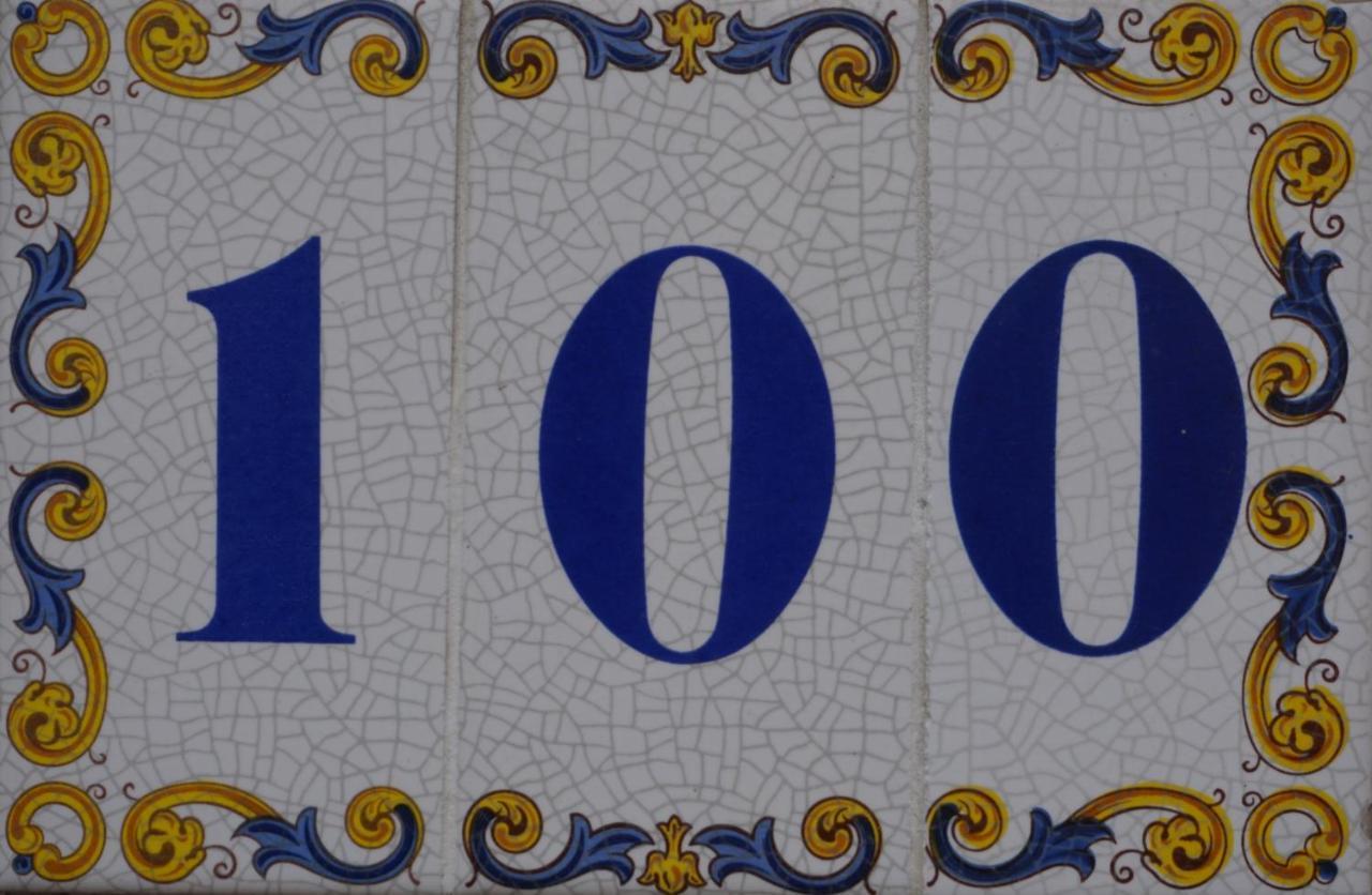Le 100 Apartment Carcassonne Exterior photo